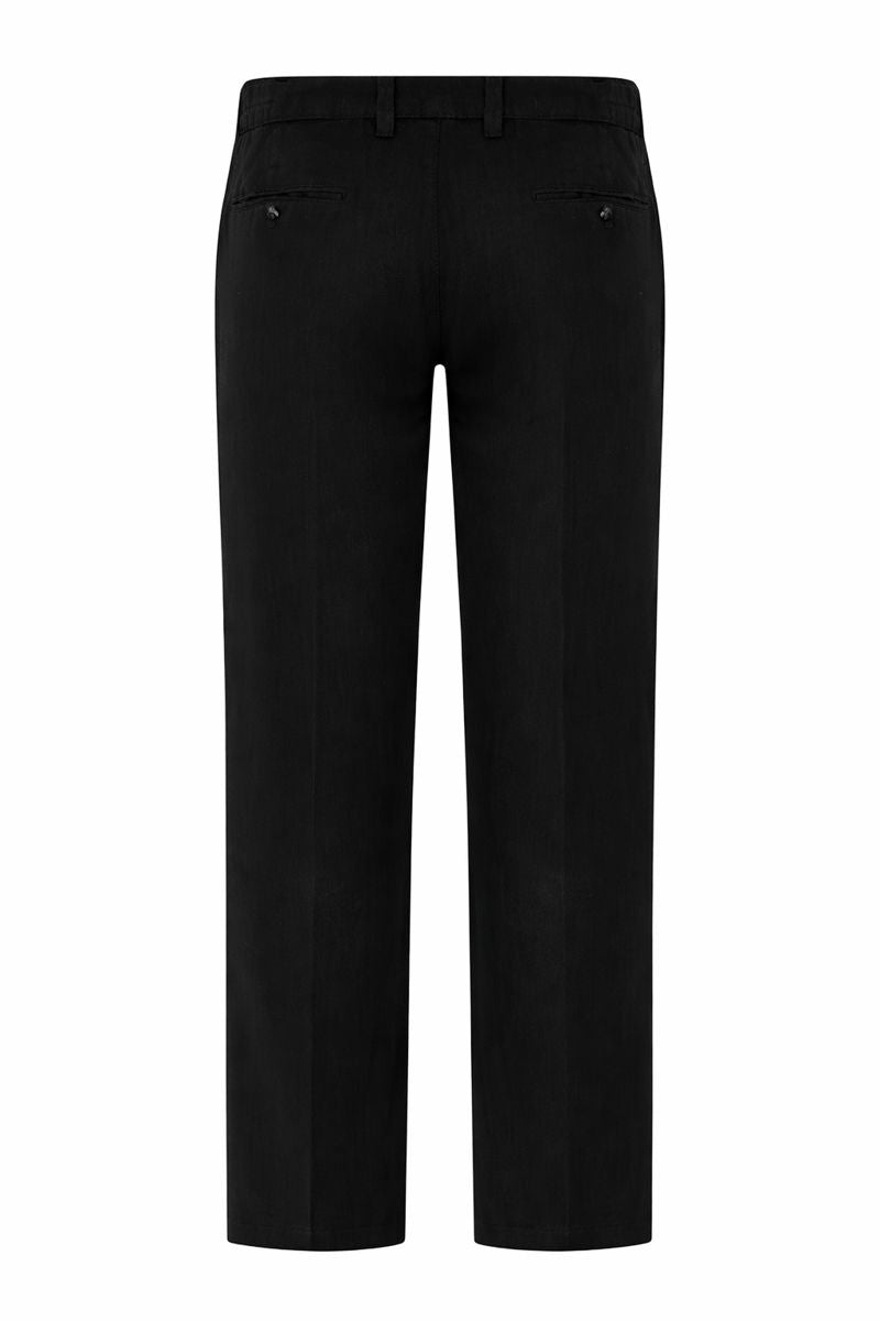 Rückansicht der Leinenhose in Schwarz, Regular‑Fit, mit geradem Bund.