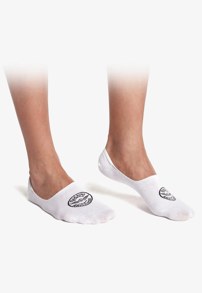 Side view of the black No-Show sock highlighting its seamless cuff design.