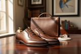 Seitliche Ansicht des Business-Schuhe mit EVA-Sohle