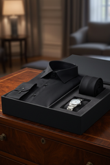 Nahaufnahme des Baumwollstoffs des Slim Fit Business Hemds in Schwarz