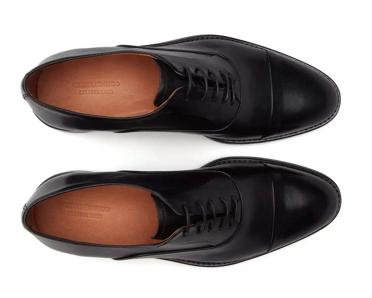 Innenansicht mit weichem Echtleder, die Schuhe bieten hohen Tragekomfort.