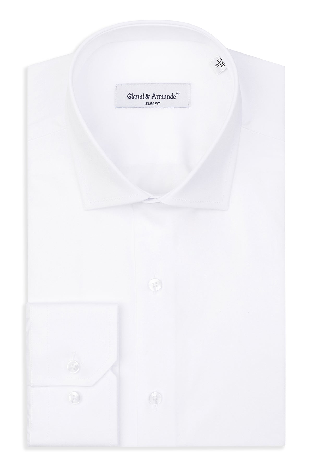 Vorderansicht des Slim Fit Hemdes in Weiß aus satinierter Baumwolle – klare Linien und Kent-Kragen.