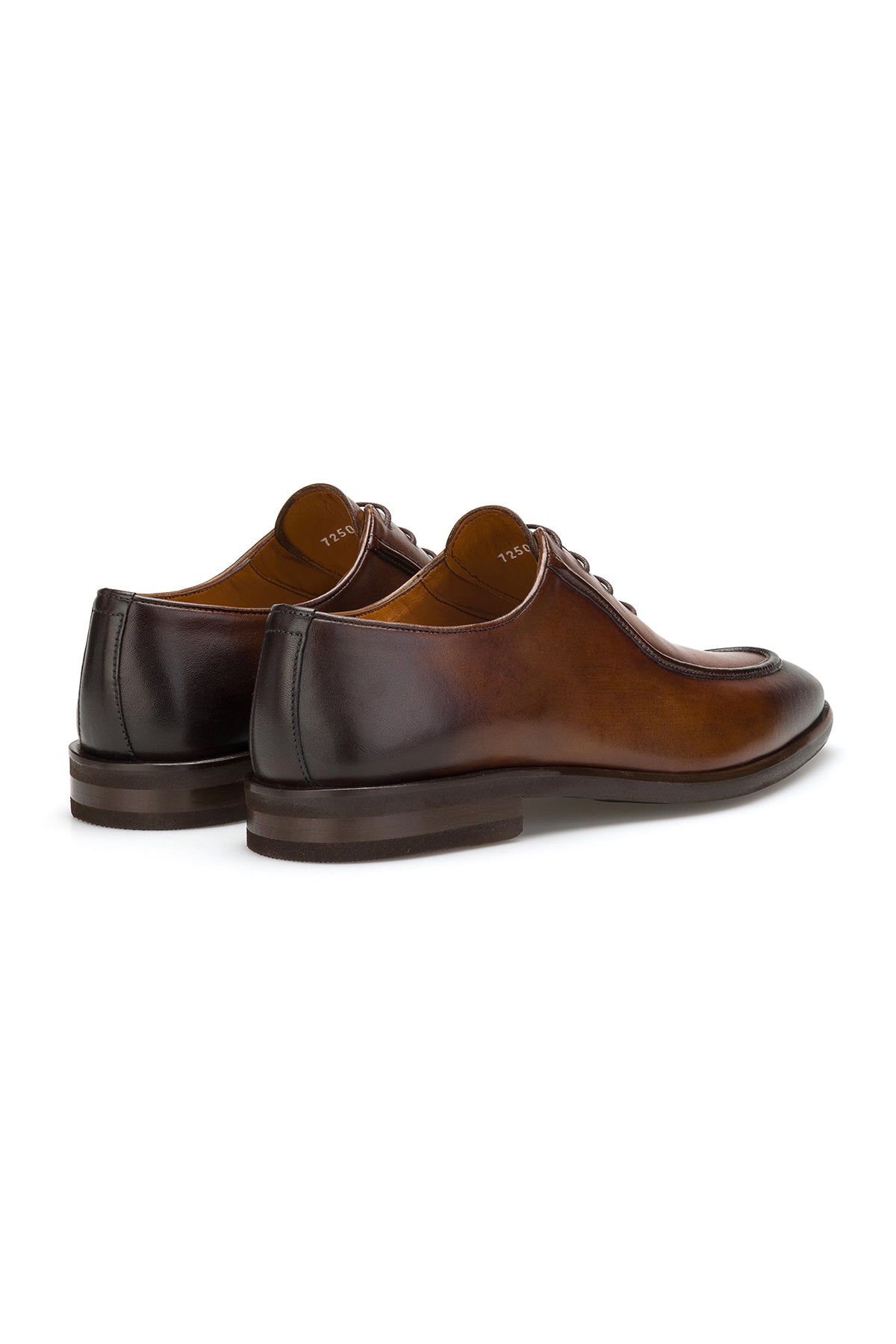 Rückansicht des Business-Schuhe mit EVA-Sohle