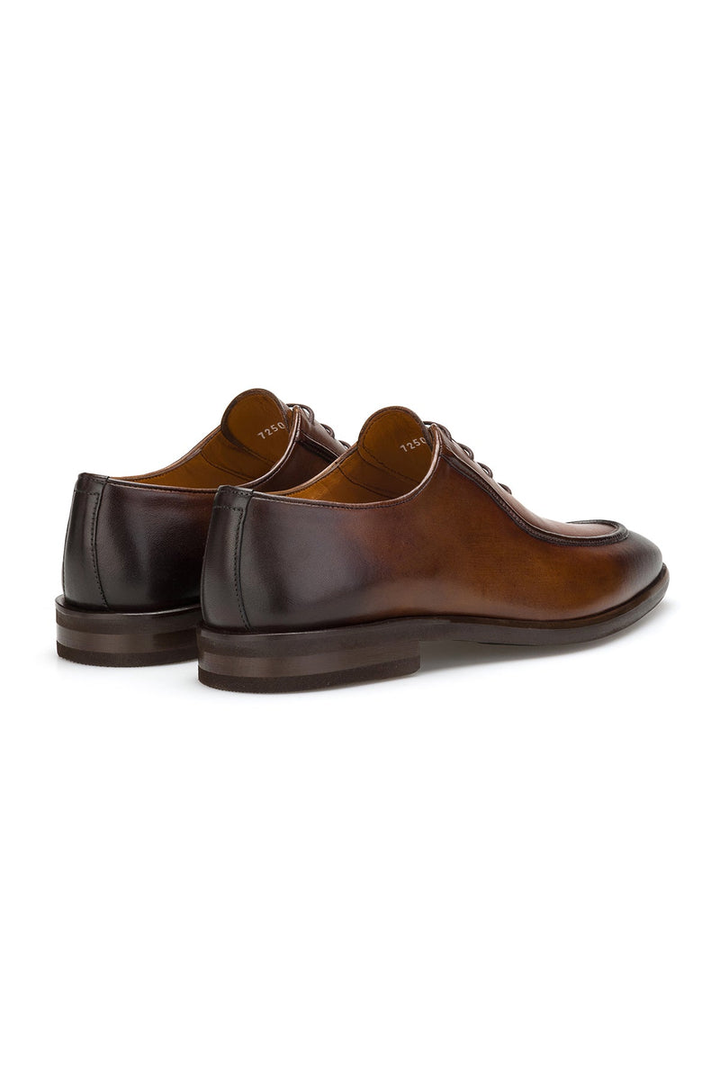 Rückansicht des Business-Schuhe mit EVA-Sohle