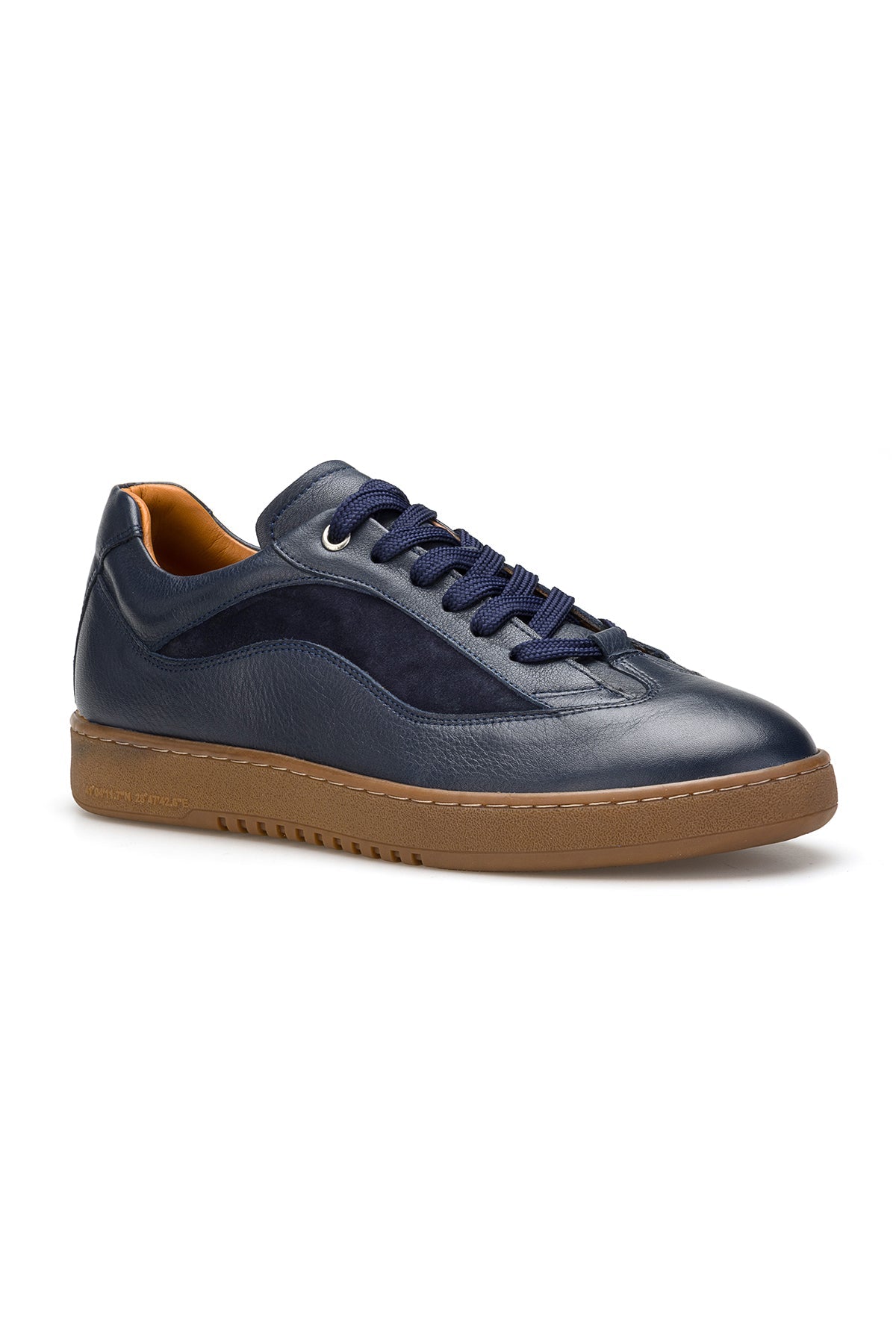 Rückansicht des Navy-Blue Sneakers mit feinem Lederdecksohle