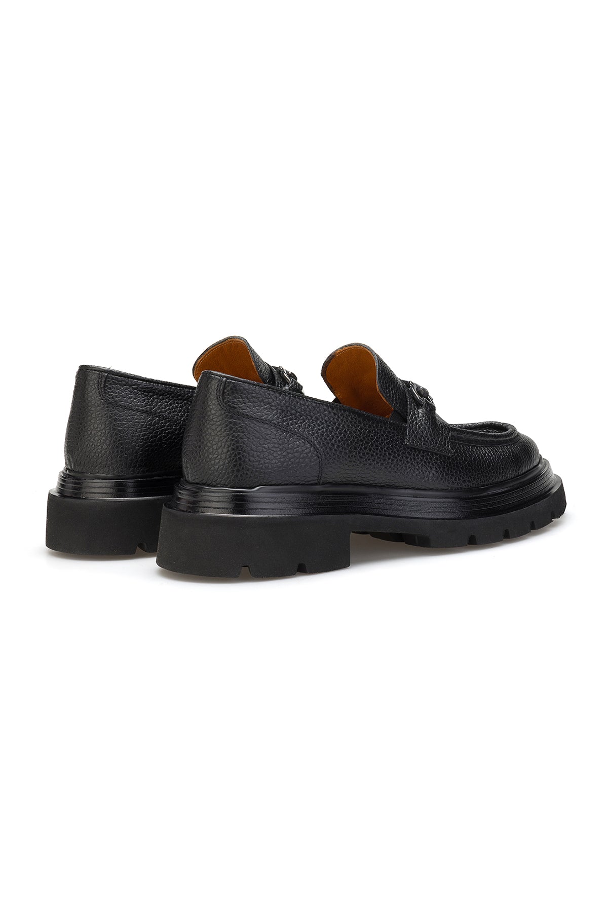 Detailansicht der flotterem Lederoberfläche der Gianni & Armando Casual Schuhe
