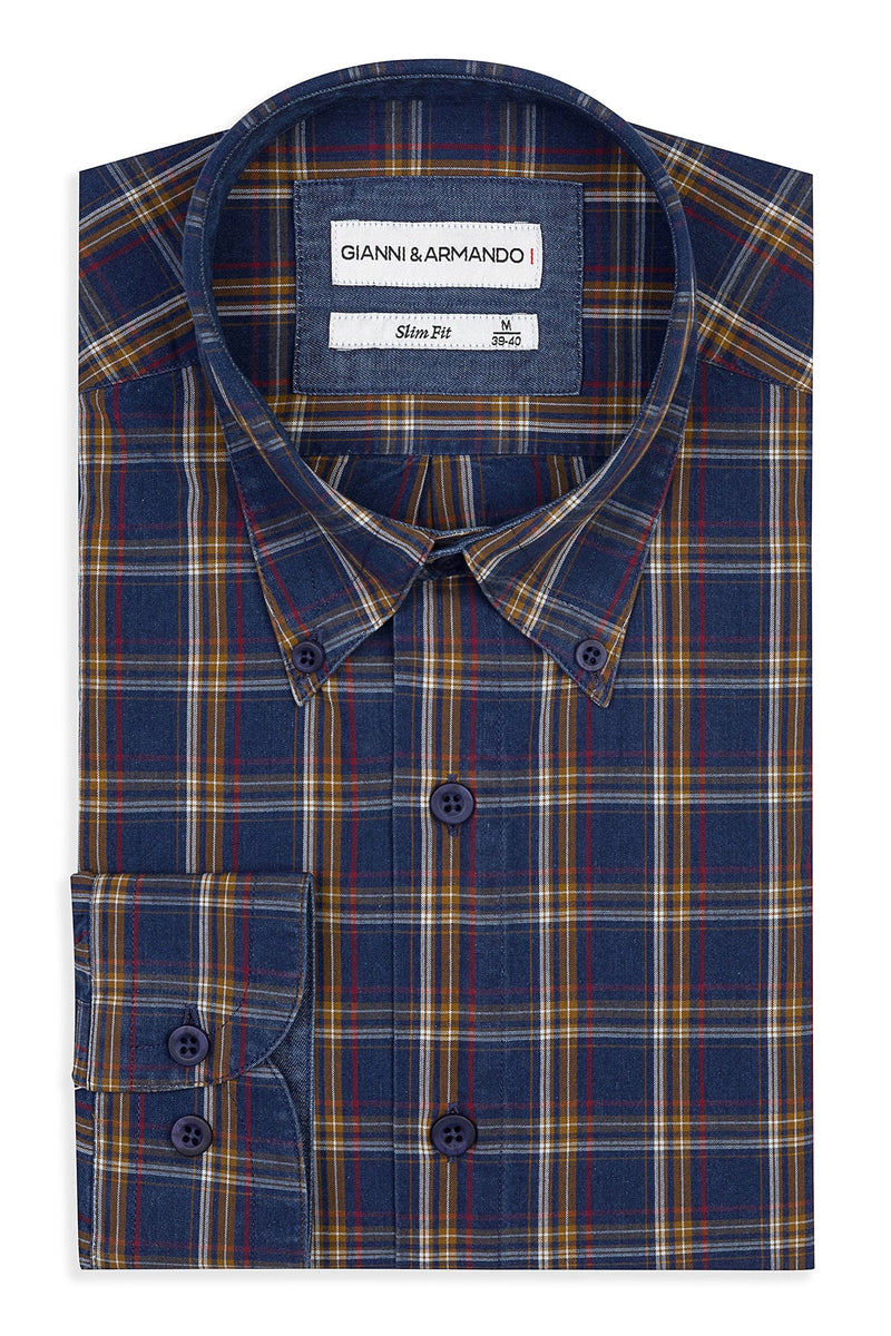 Slim Fit Karohemden aus 100 % Baumwolle – Vorderansicht mit Kent-Kragen und Knopfverschluss