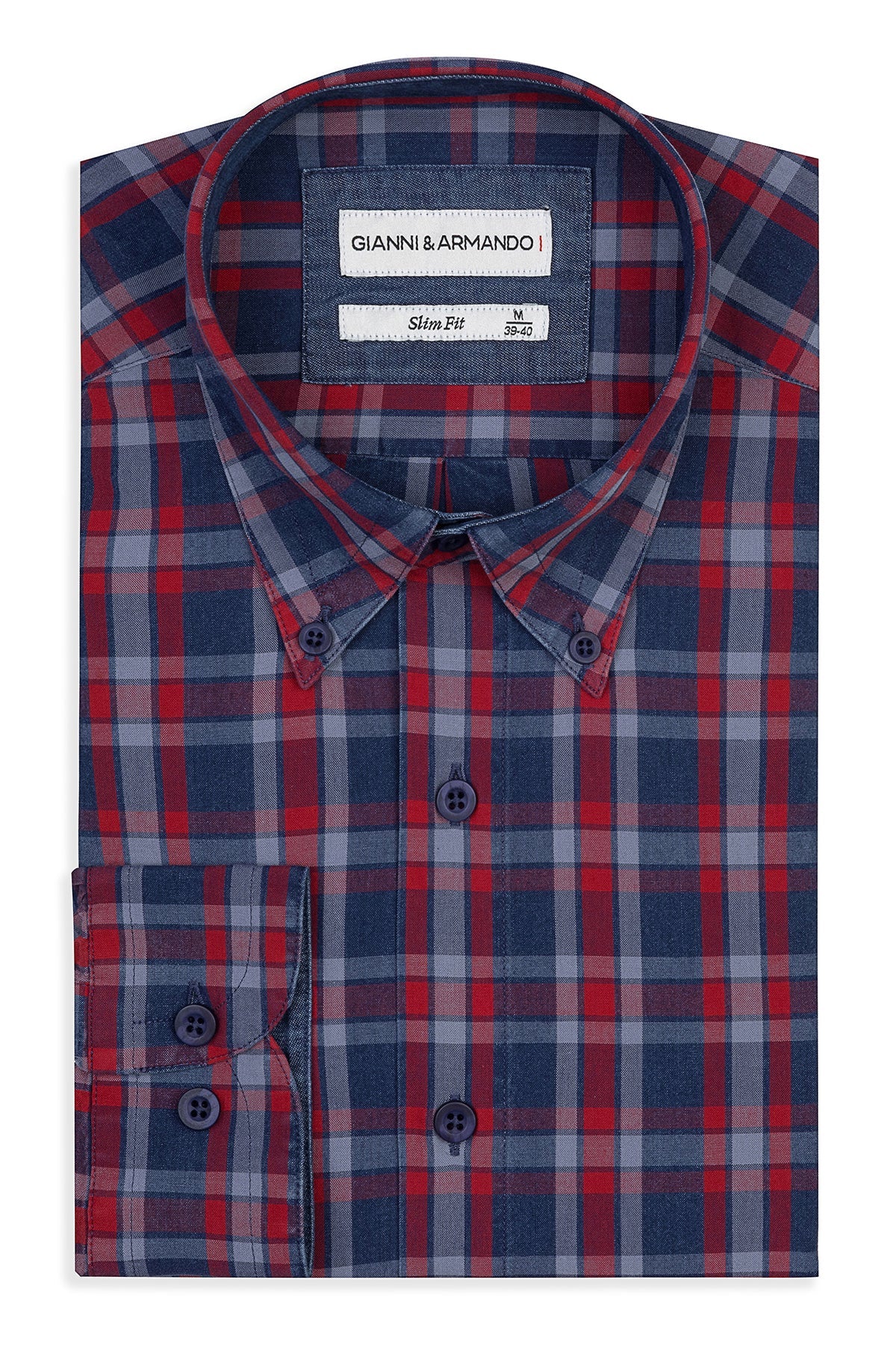 Slim Fit Karohemd im Detail: Kent-Kragen und feines Karomuster vor weißem Hintergrund.