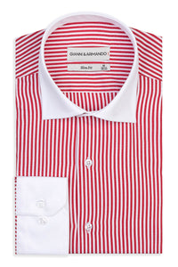 Slim-Fit Business Hemd mit Rot Streifen, kontrastierendem weissen Kragen und Manschetten.