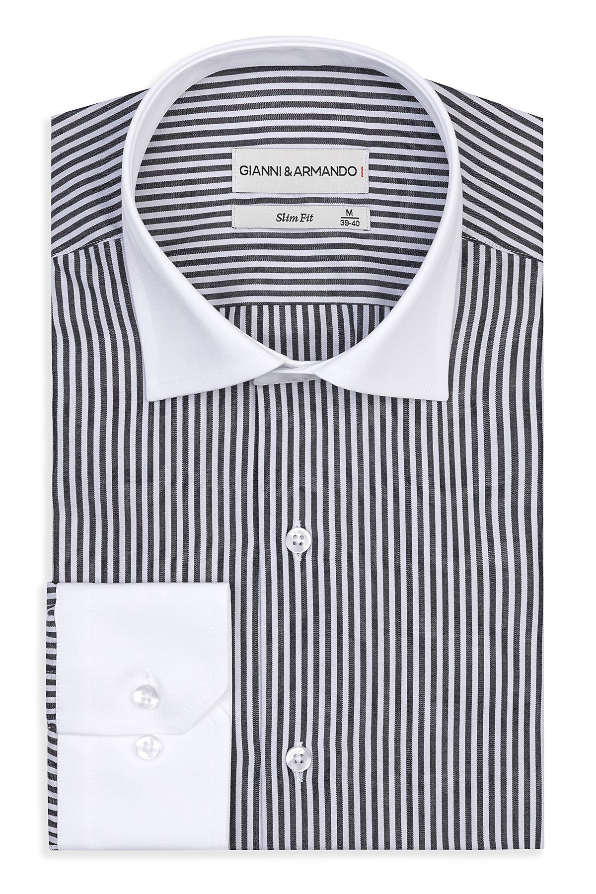 Vue détaillée de la chemise business Slim Fit en noir et blanc, avec col et poignets blancs.