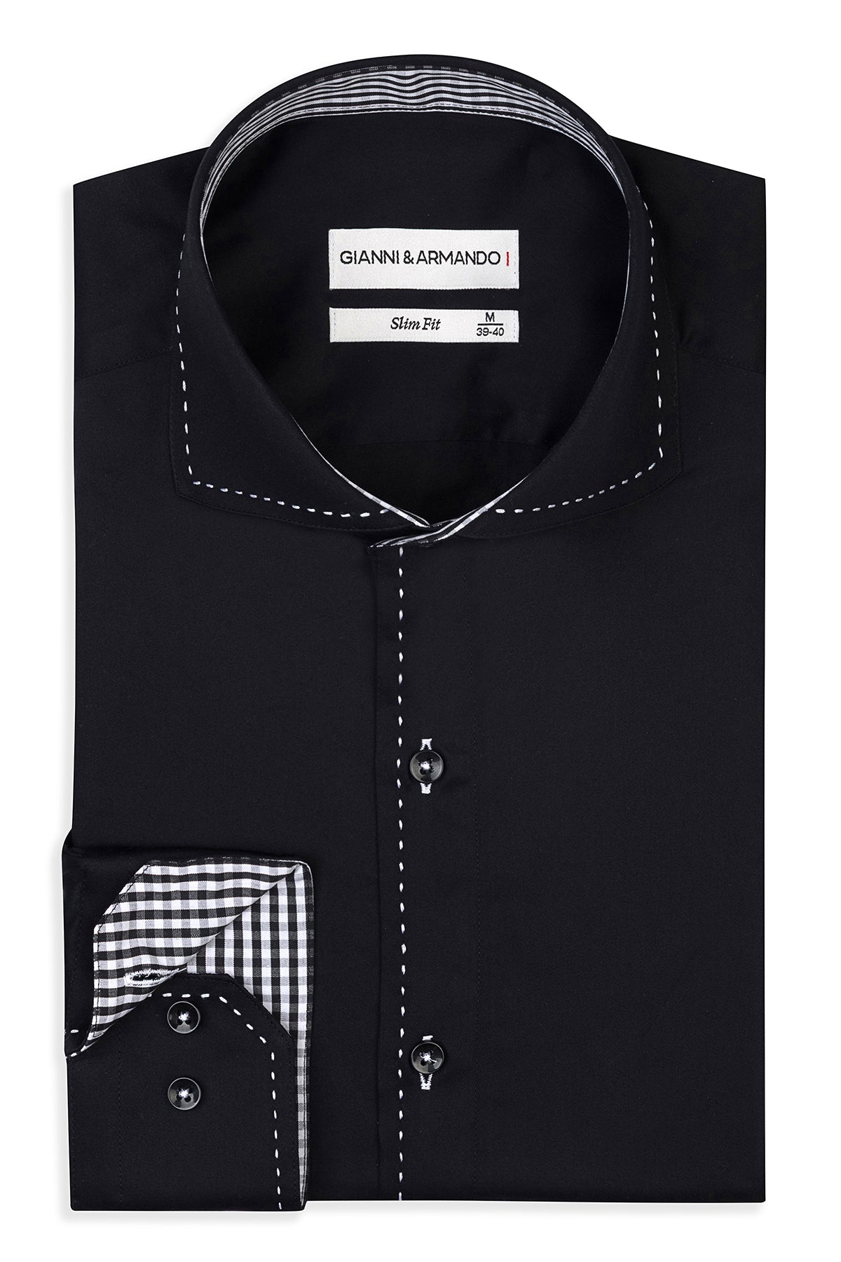 Slim Fit Herrenhemd in Schwarz mit italienischem Kragen, gezeigt von vorne auf weißem Hintergrund