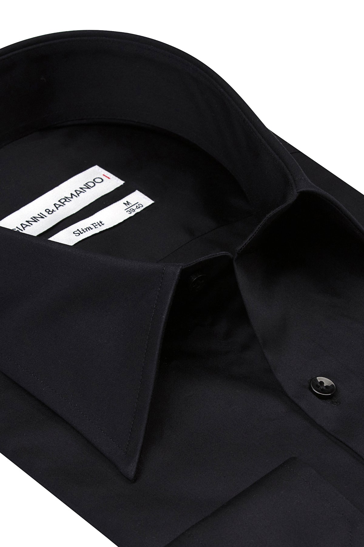 Vue de côté de la chemise Slim Fit à long col pointu – élégant look business noir