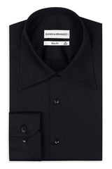 Hochkragen Slim Fit Herrenhemd aus Baumwollsatin – Schwarz