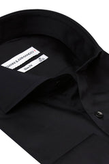 Vorderansicht des eleganten Herrenhemds mit Slim‑Fit-Schnitt, Schwarz, Baumwoll-Satin