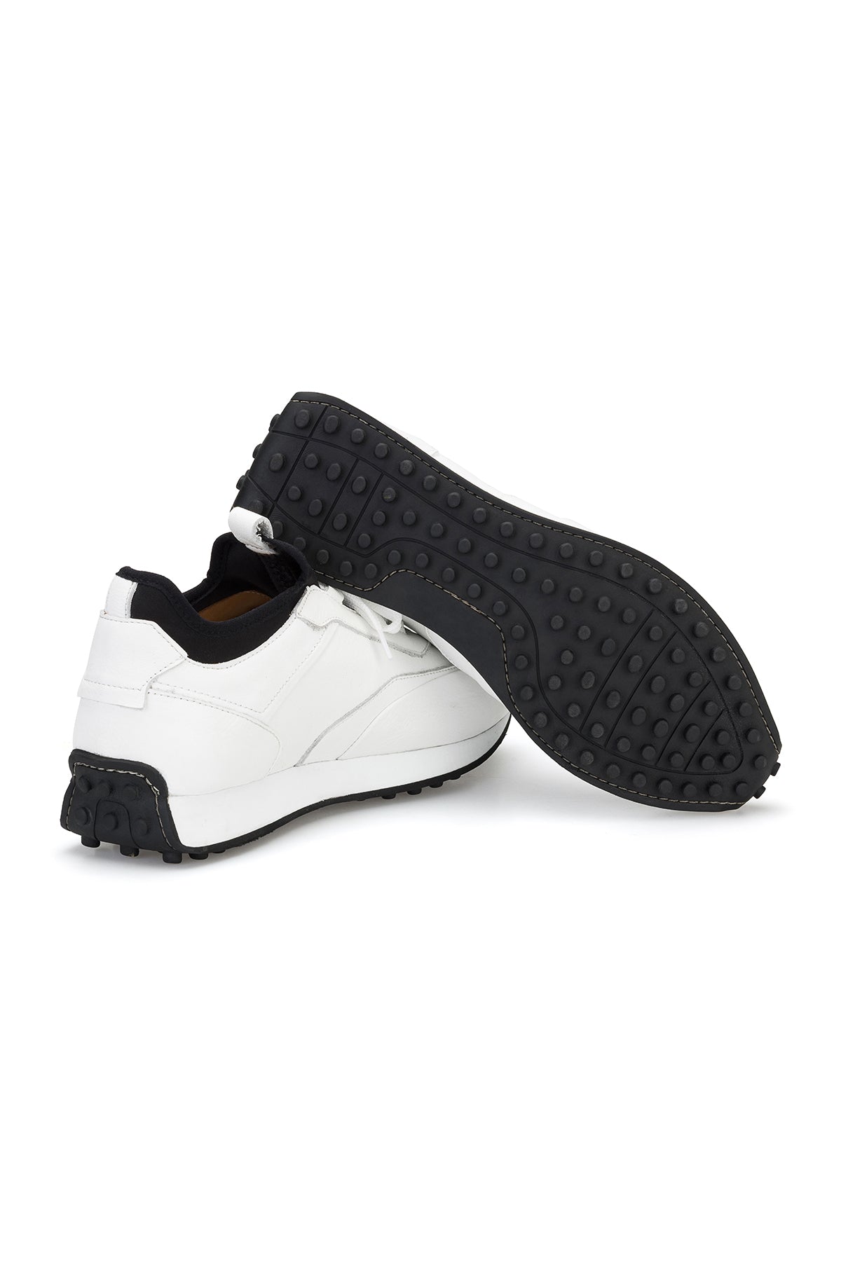 Schuh im Fokus mit eleganter Silhouette