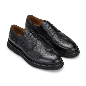 Schwarze Business-Schuhe aus Rindsleder – Frontansicht des eleganten Modells