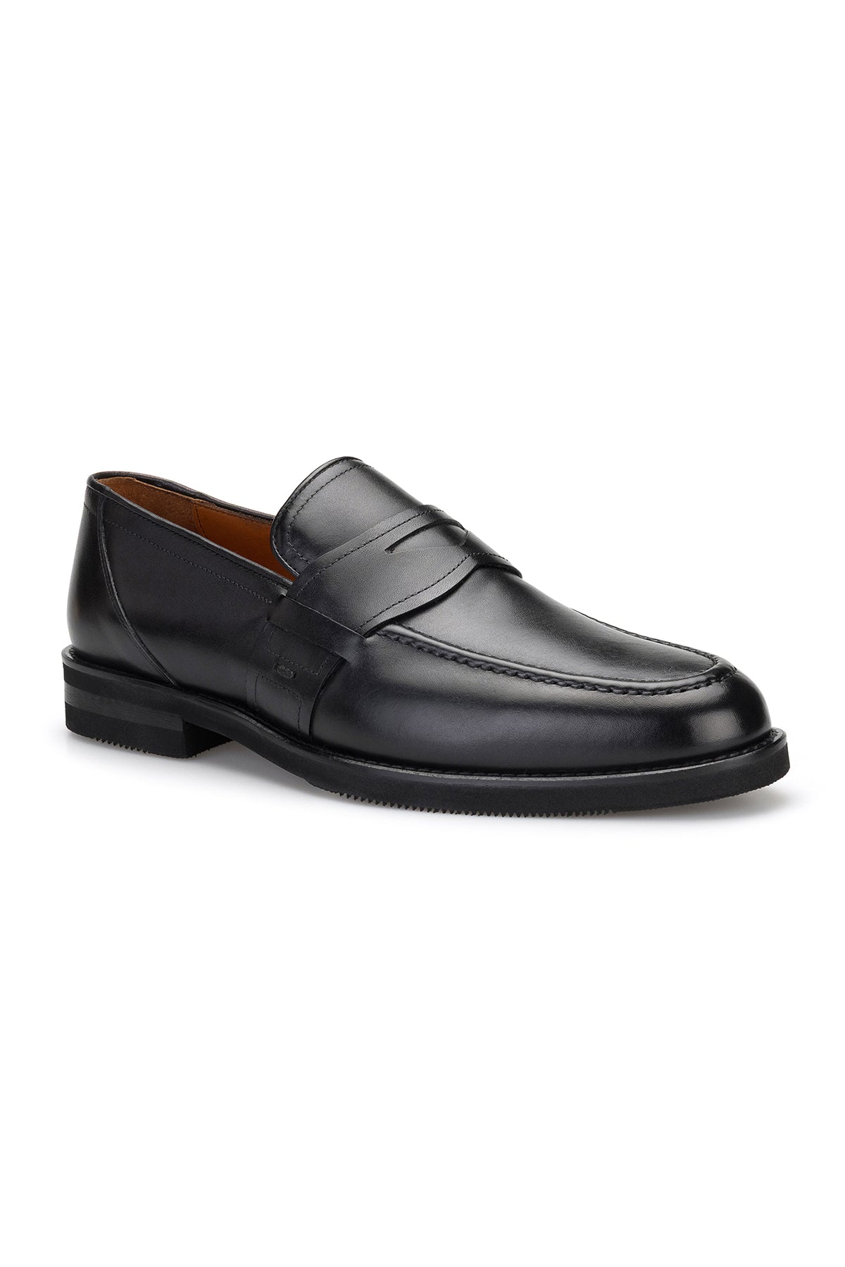 Loafer auf einem eleganten Schreibtisch, ideal für Business-Umgebungen