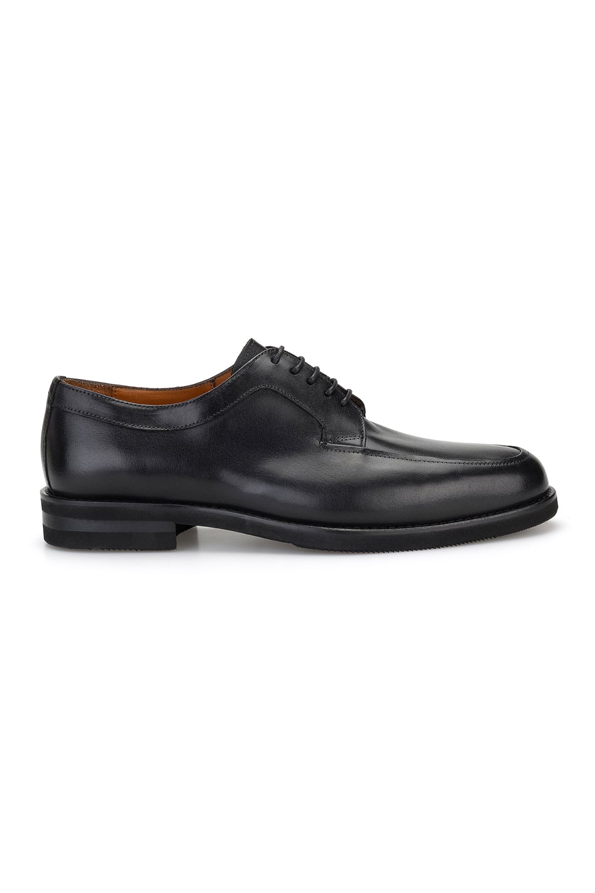 Top‑down view of the black leather business shoe highlighting the smooth sole and subtle heel.