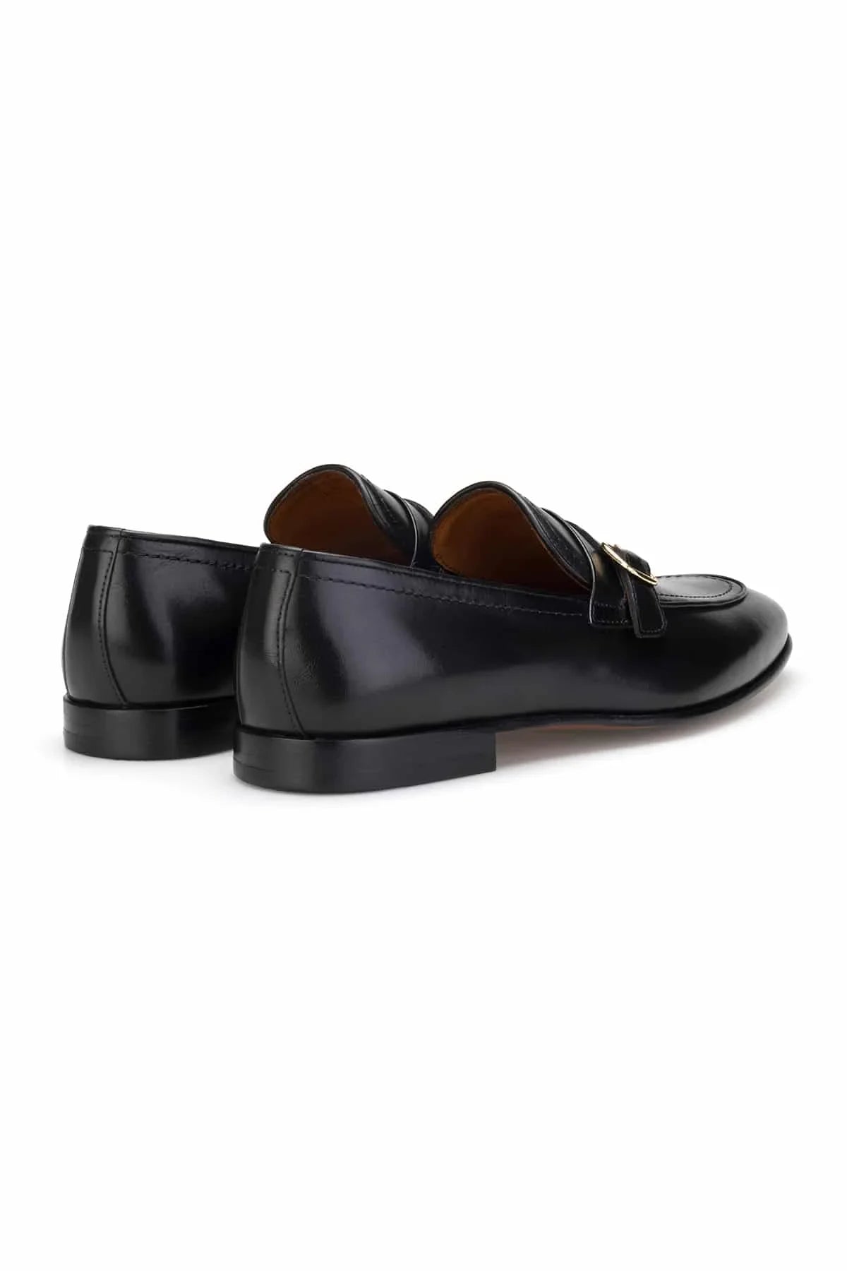Vue détaillée du talon de 2,5 cm du chausson business noir