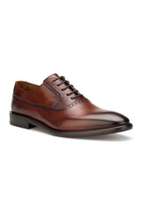 Herren Business-Schnürer in Terracotta auf stilvollem Lederschuh