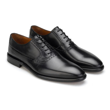 Vollleder Herren Business-Schuhe Schnürer in Schwarz – Vorderansicht mit feinem Ledergitter