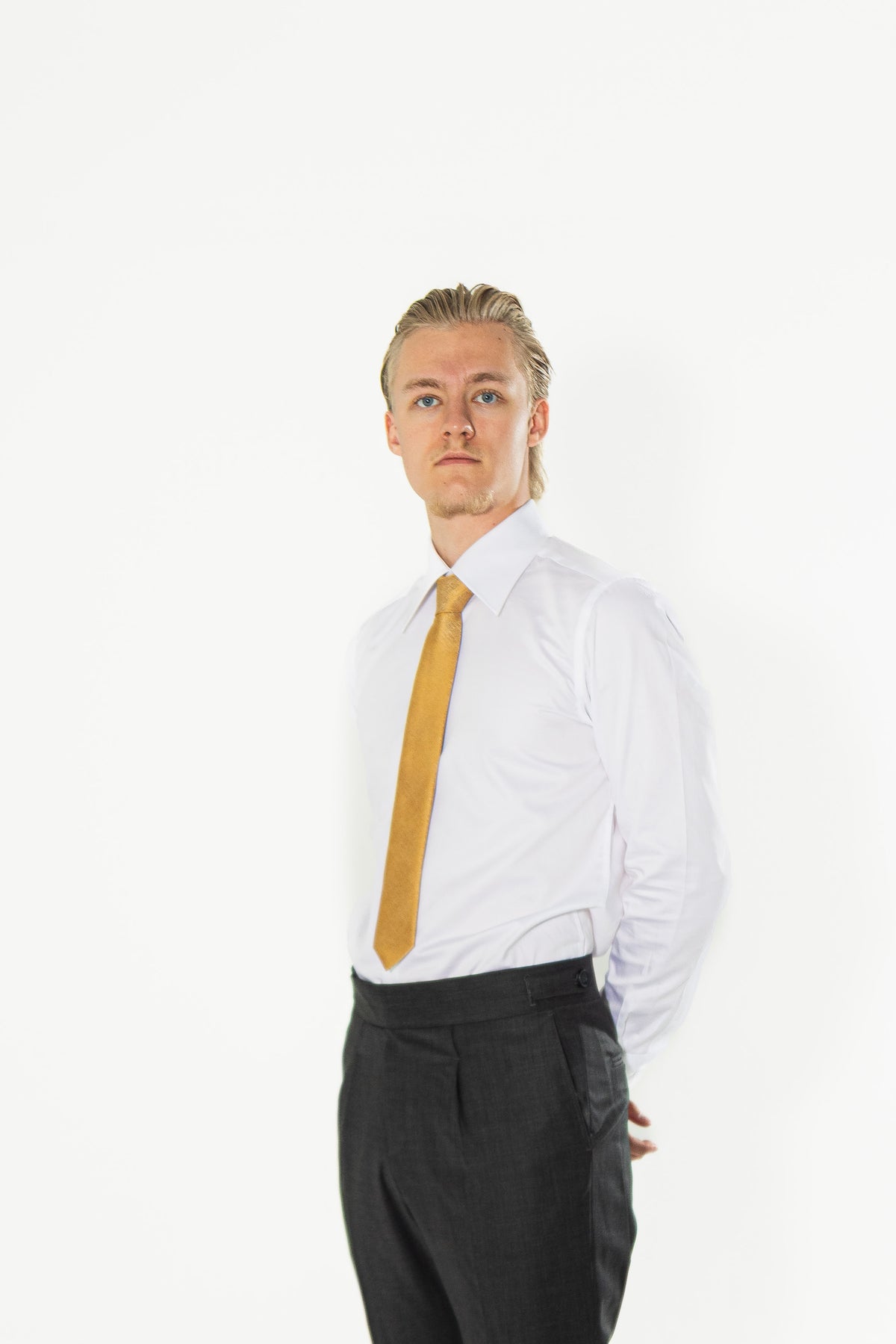 Einplissierte Herren Wollhose mit Bundfalten & Umschlag Grauer