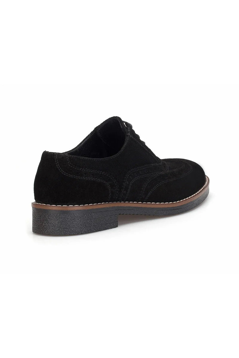 Rückansicht des Oxfort Schwarzer Wildleder-Schuhes – elegante Silhouette