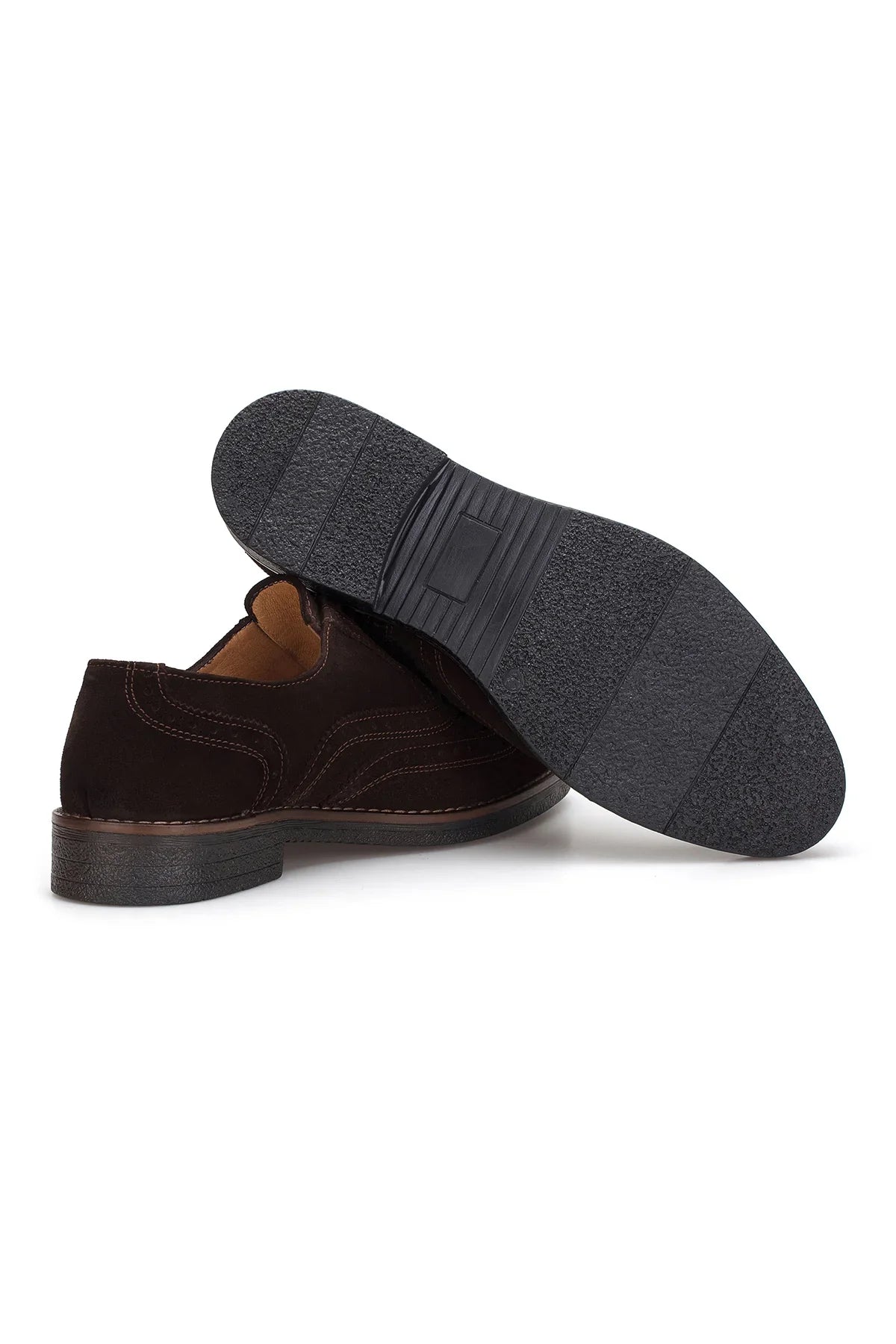 Rückansicht der Oxfort Schuhe Braun mit eleganter Wildlederoptik.