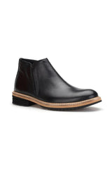 Rutschfeste Gummisohle der Chelsea-Stiefel, ideal für witterungsbeständige Spaziergänge.