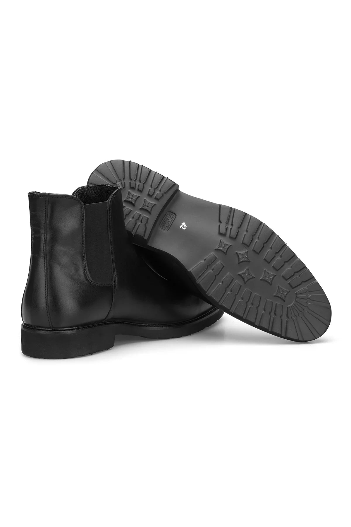Komplette Ansicht der schwarzen Nappa-Lederstiefel, ideal für Business und Freizeit