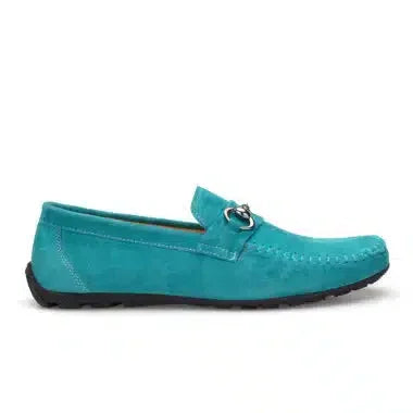 Vue latérale du mocassin fait main en cuir de chèvre – Bleu Turquoise
